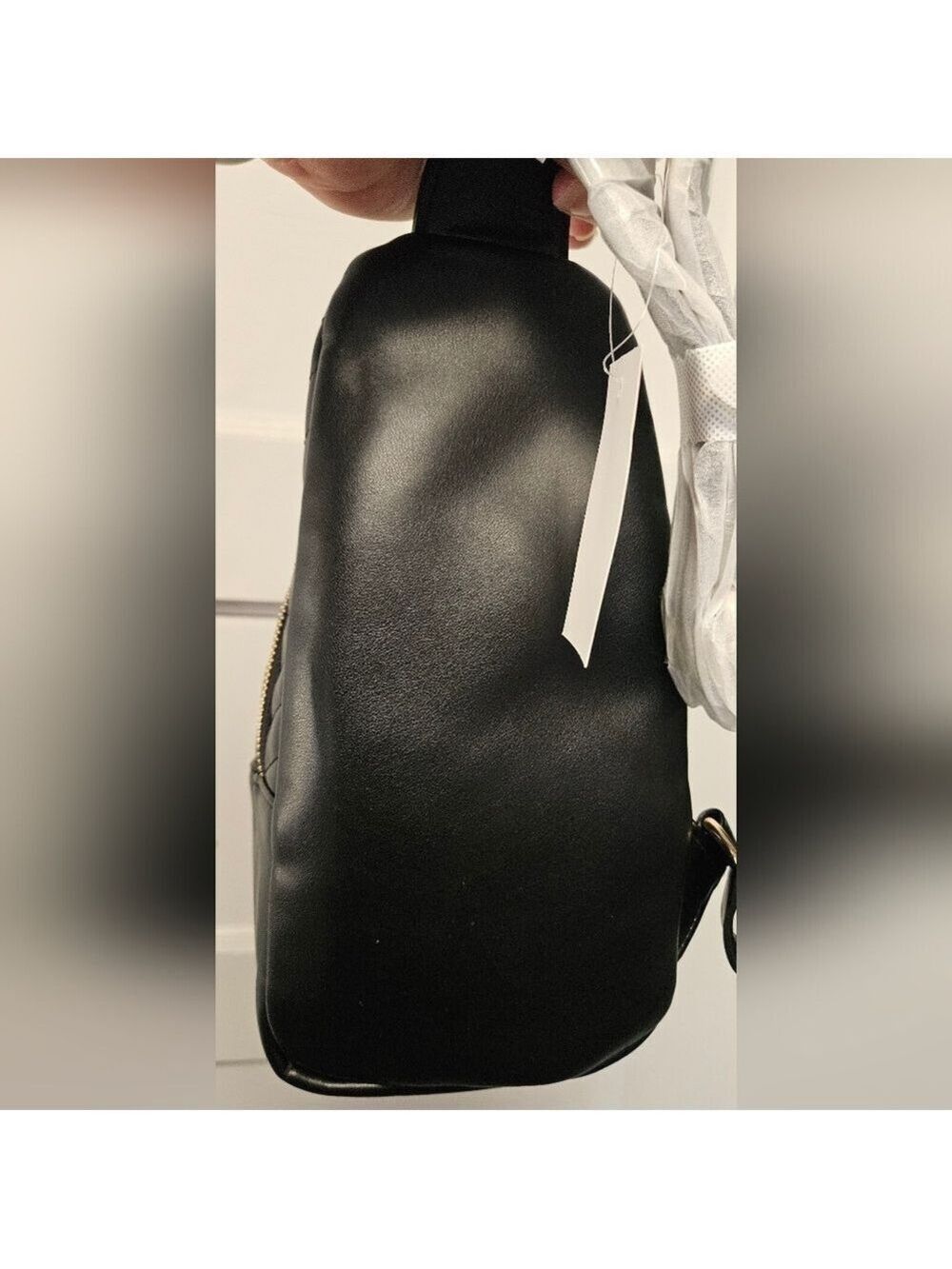 Black Sling Faux Leather Sling Bag New - Picture 6 of 6